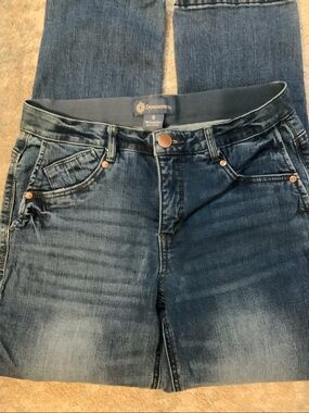 EUC DemocracyWomen's straight leg Jeans size 8